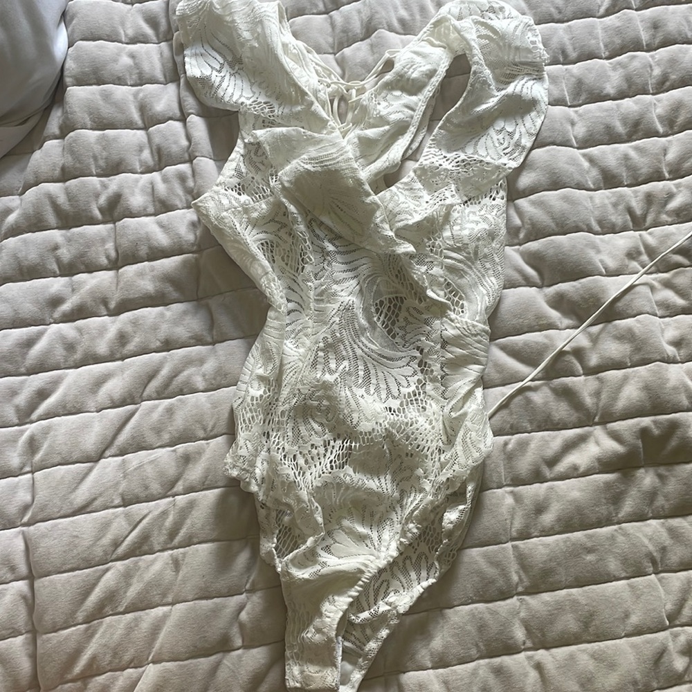 White lace body suit